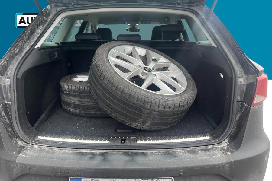 SEAT Leon ST vaihtoauto