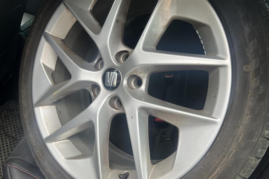 SEAT Leon ST vaihtoauto