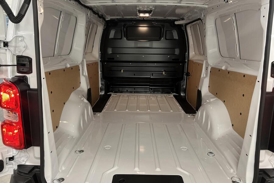 Opel Vivaro vaihtoauto