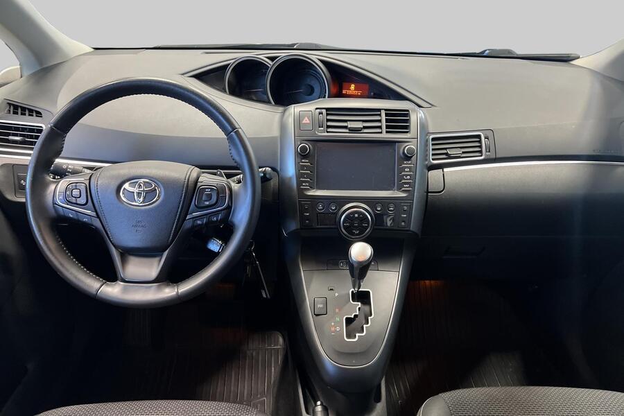 Toyota Verso vaihtoauto