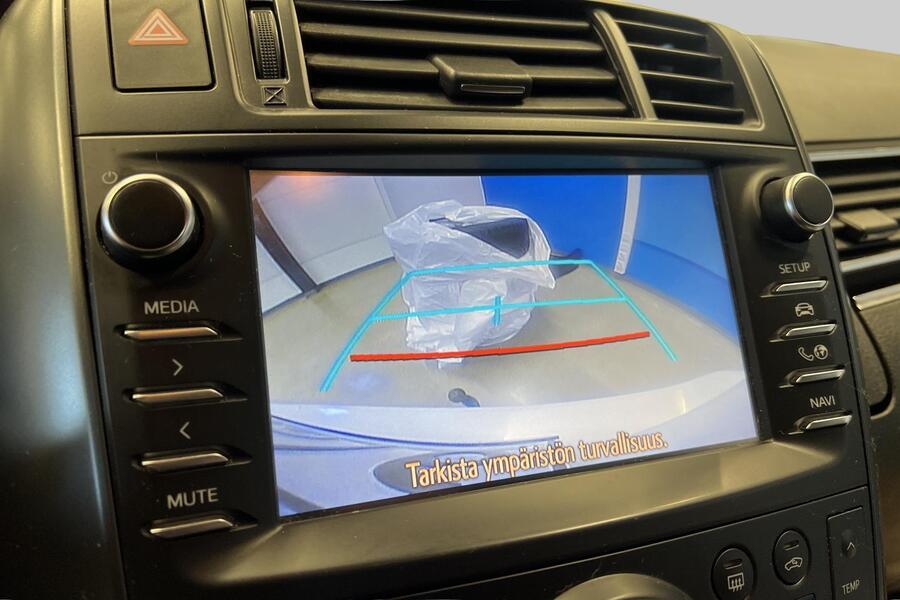 Toyota Verso vaihtoauto