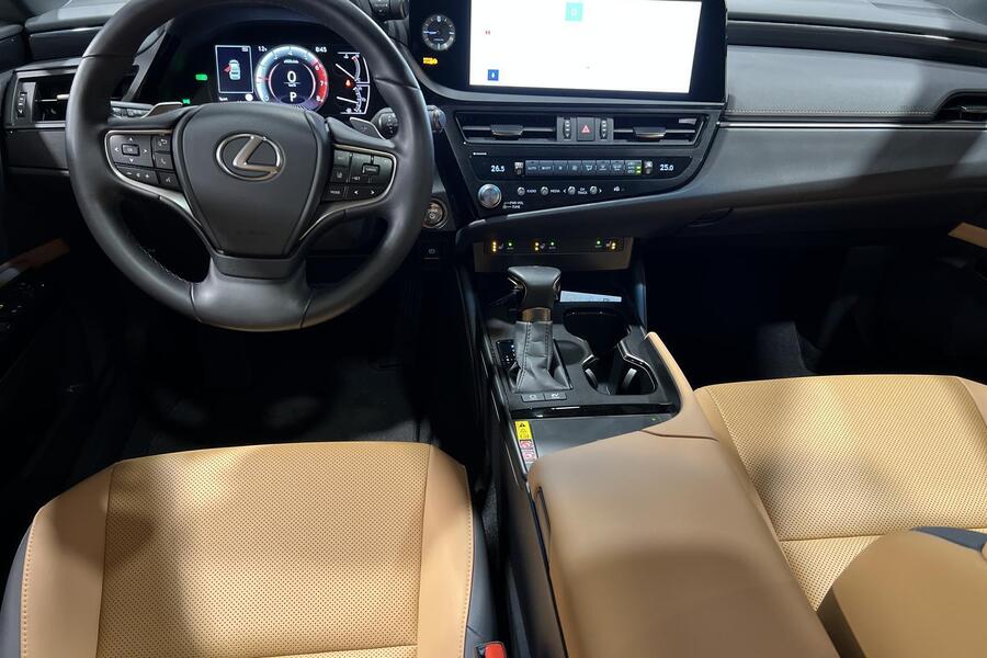 Lexus ES vaihtoauto