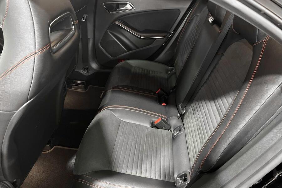 Mercedes-Benz CLA-sarja vaihtoauto