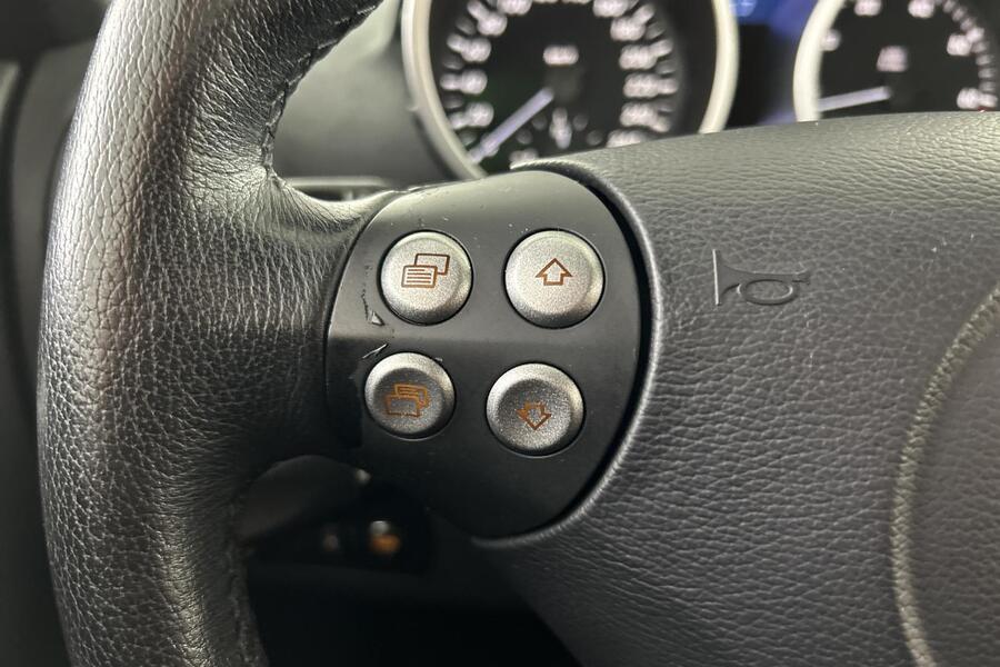 Mercedes-Benz SLK vaihtoauto