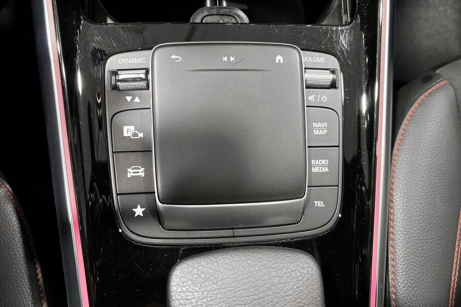 Mercedes-Benz EQA vaihtoauto