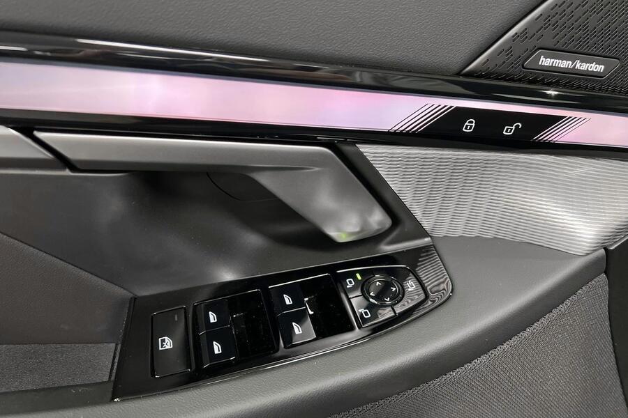 BMW i5 vaihtoauto