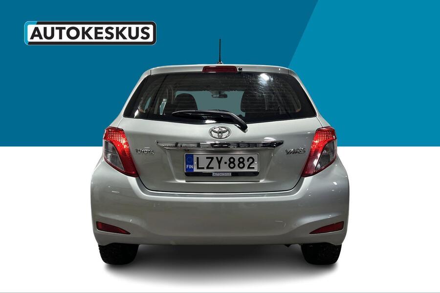 Toyota Yaris vaihtoauto