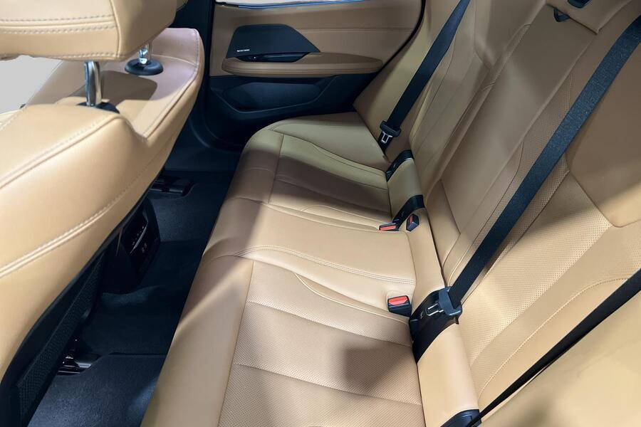 BMW i4 vaihtoauto