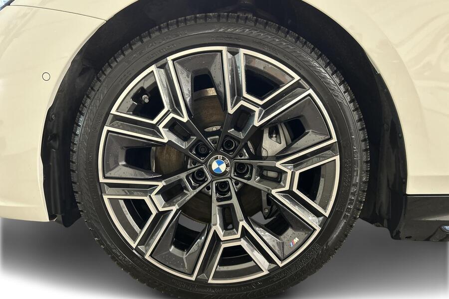 BMW i5 vaihtoauto