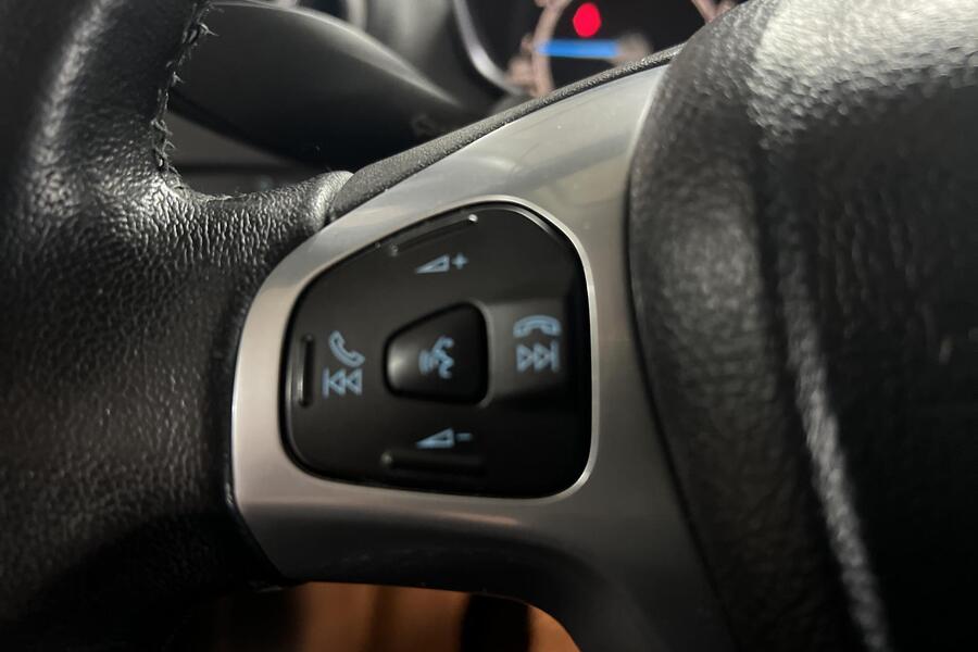 Ford Fiesta vaihtoauto