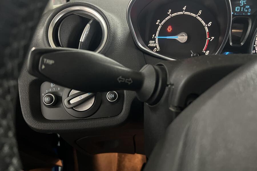 Ford Fiesta vaihtoauto