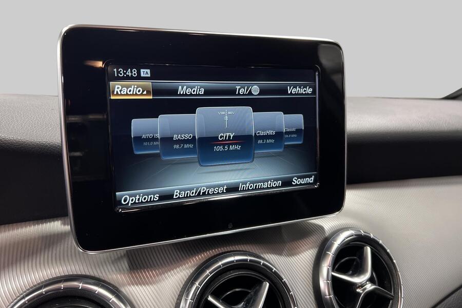 Mercedes-Benz CLA-sarja vaihtoauto