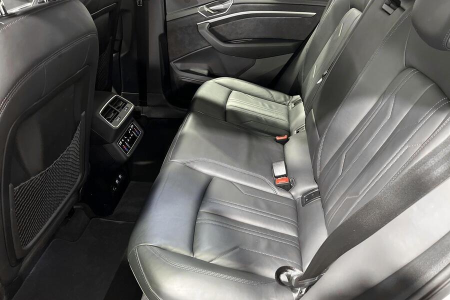 Audi e-tron vaihtoauto