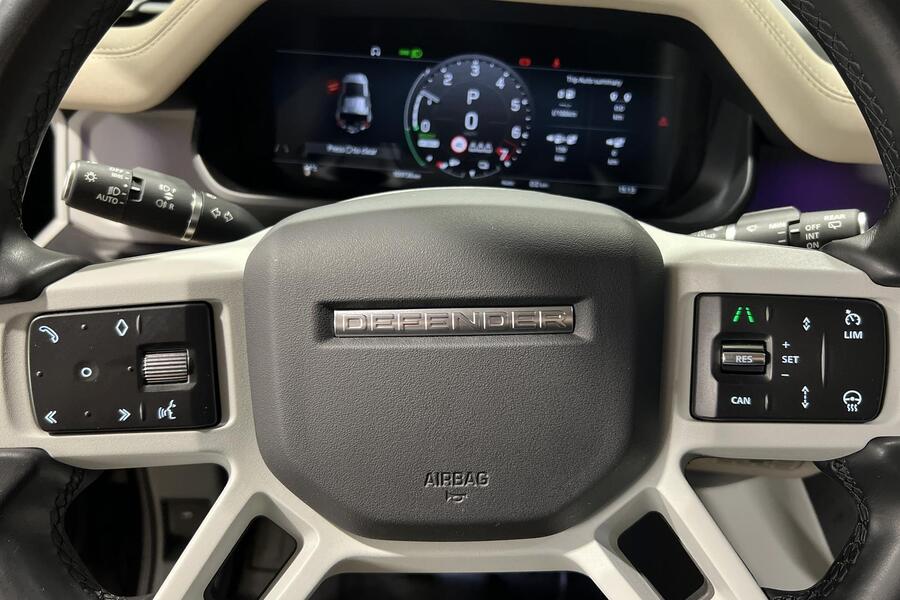 Land Rover Defender vaihtoauto