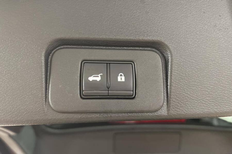 Nissan X-Trail vaihtoauto