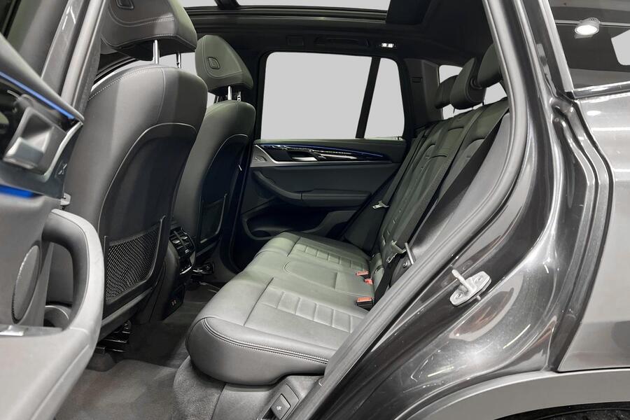 BMW iX3 vaihtoauto