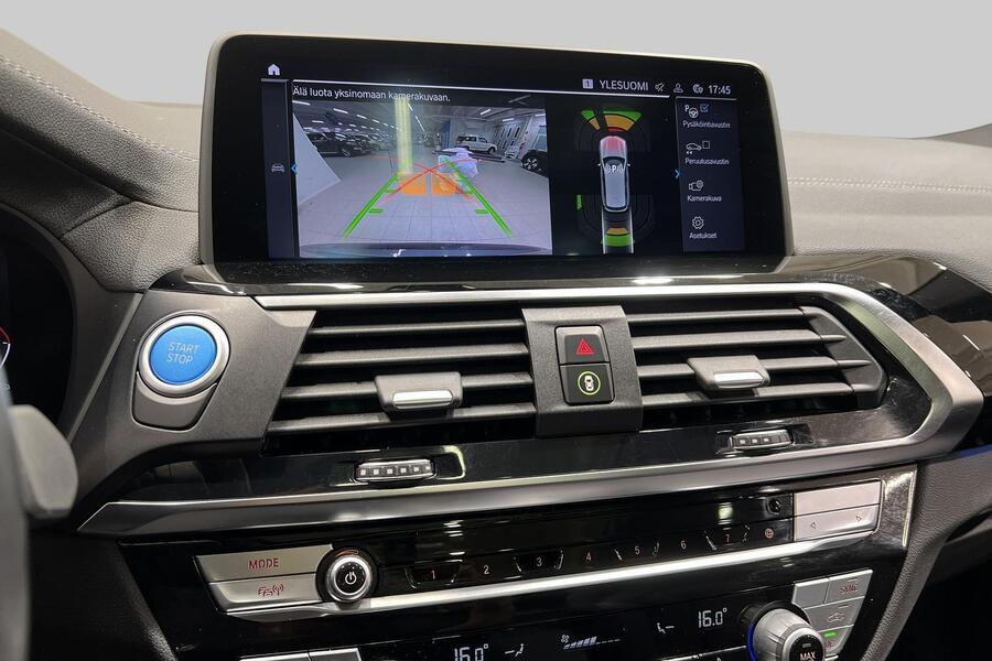 BMW iX3 vaihtoauto