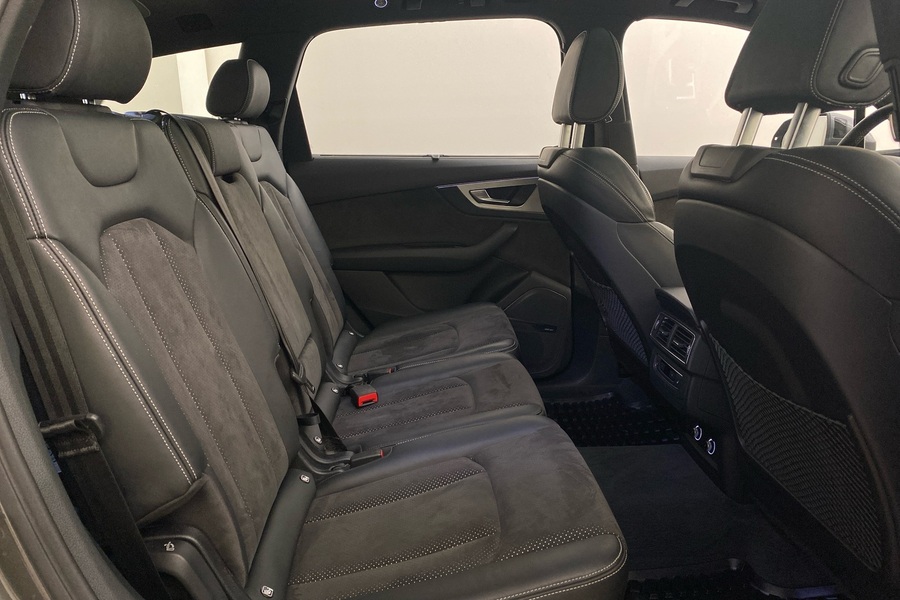 Audi Q7 vaihtoauto