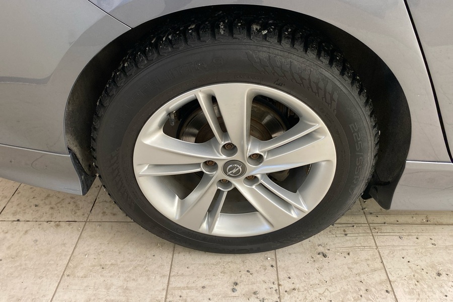 Opel Insignia vaihtoauto