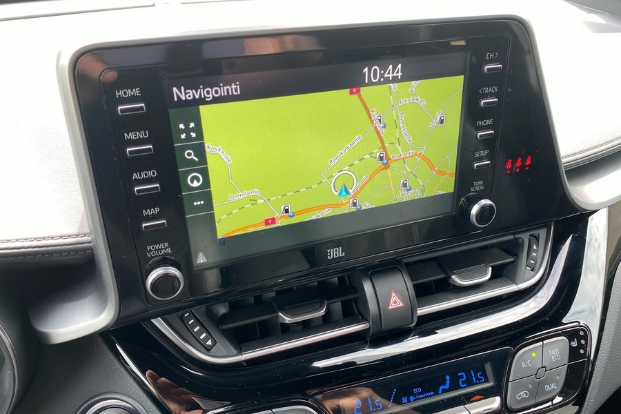 Toyota C-HR vaihtoauto