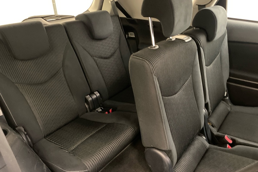 Toyota Prius+ vaihtoauto