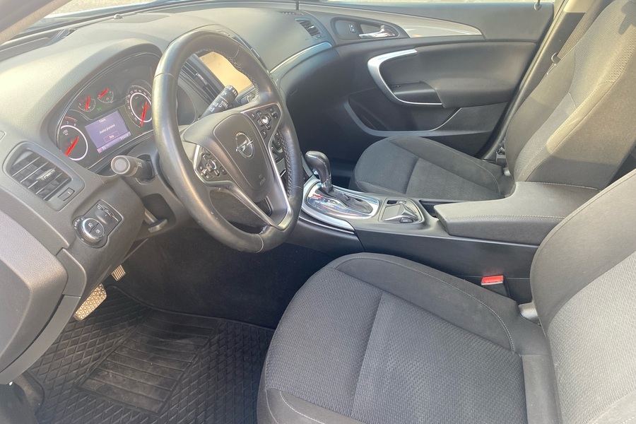 Opel Insignia vaihtoauto