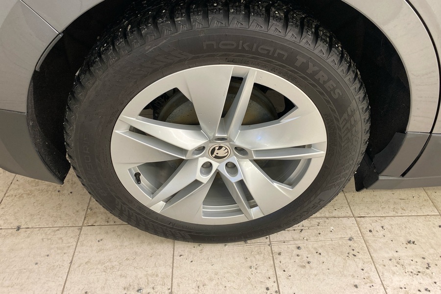 Skoda Enyaq vaihtoauto