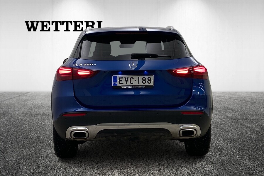 Mercedes-Benz GLA vaihtoauto