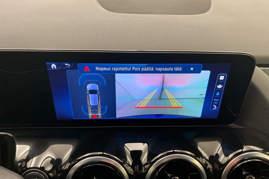 Mercedes-Benz GLA vaihtoauto