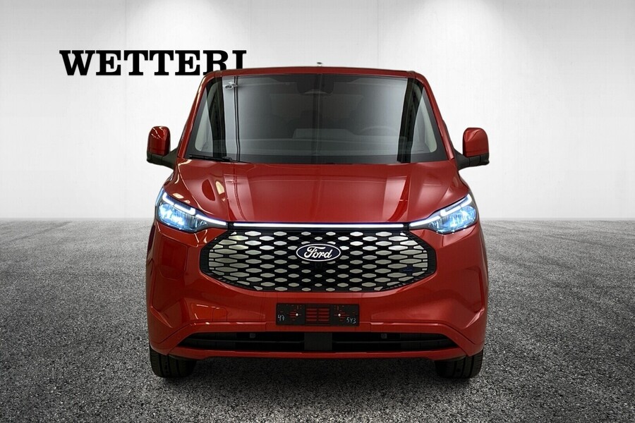 Ford Tourneo Custom vaihtoauto