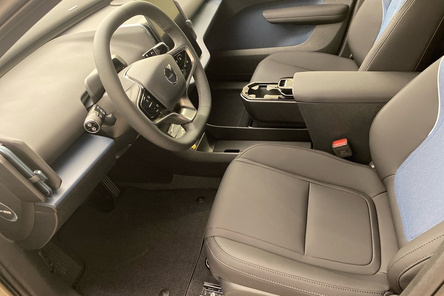Volvo EX30 vaihtoauto