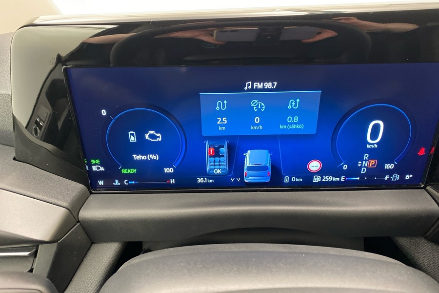 Ford Tourneo Custom vaihtoauto