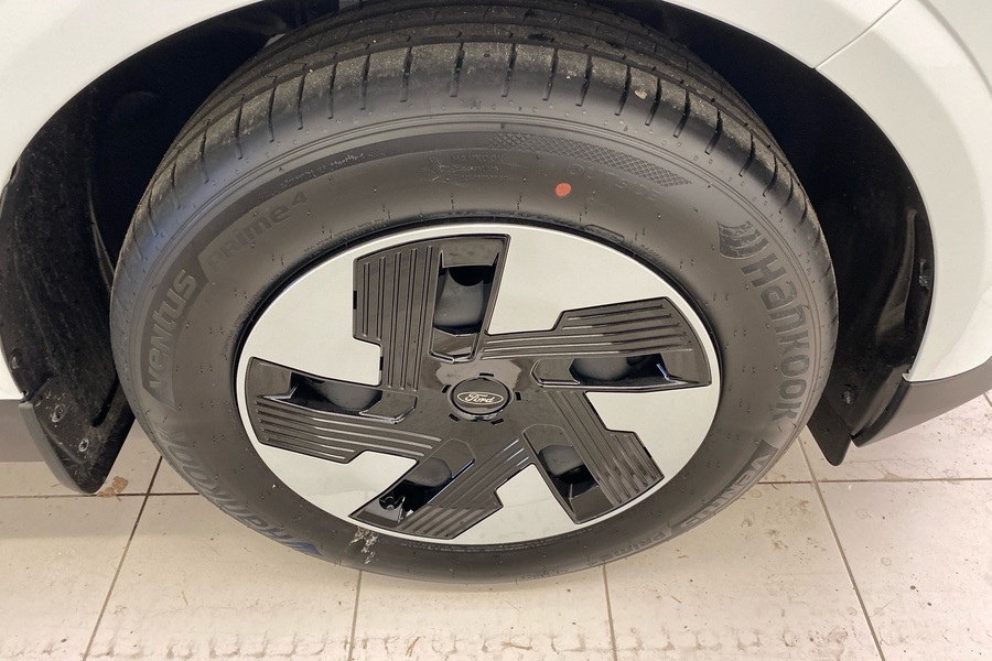 Ford Transit Courier vaihtoauto