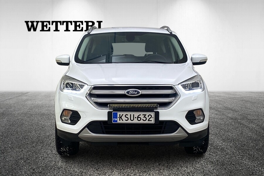 Ford Kuga vaihtoauto