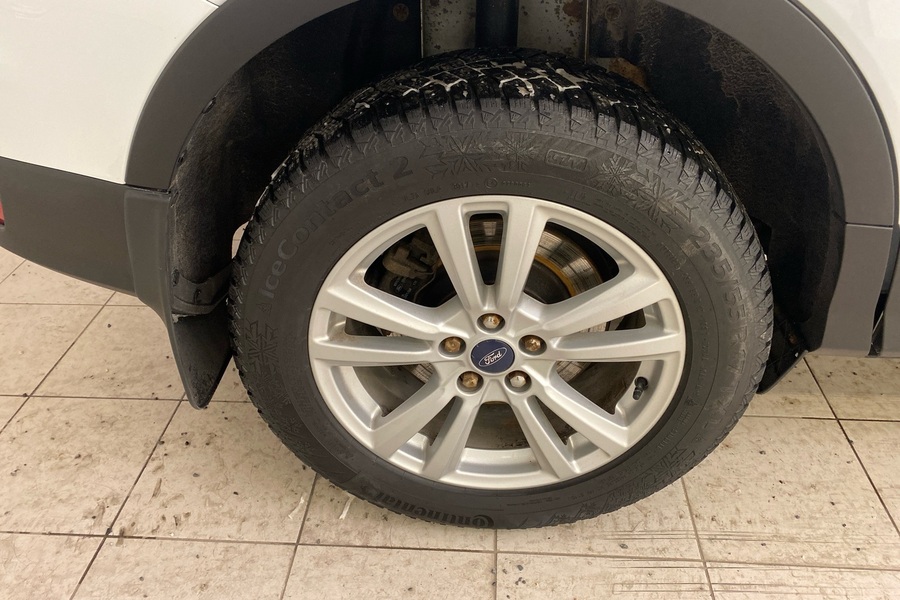 Ford Kuga vaihtoauto