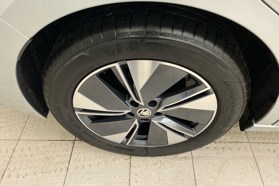 Skoda Enyaq vaihtoauto