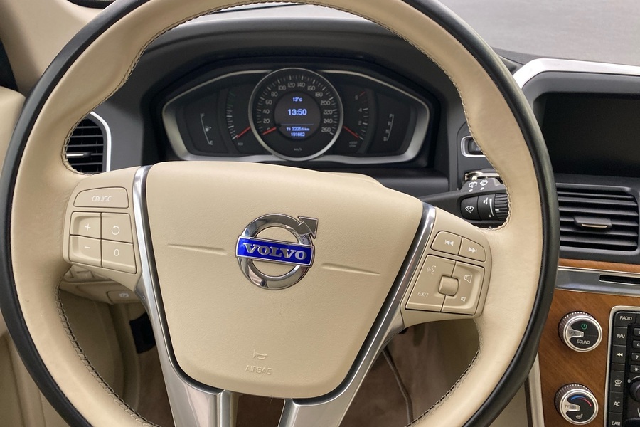 Volvo XC60 vaihtoauto