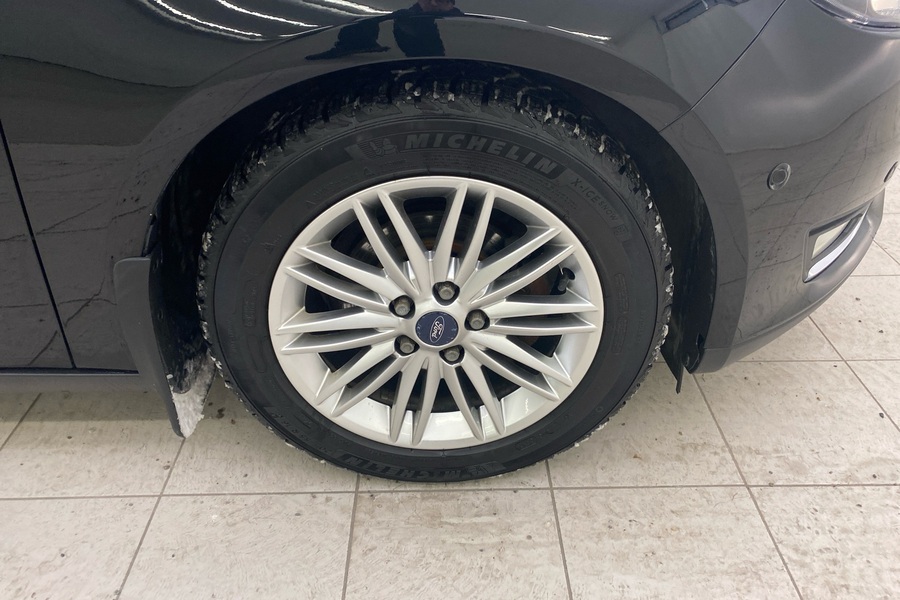 Ford Focus vaihtoauto