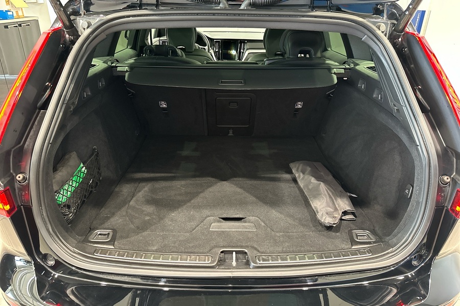 Volvo V60 vaihtoauto