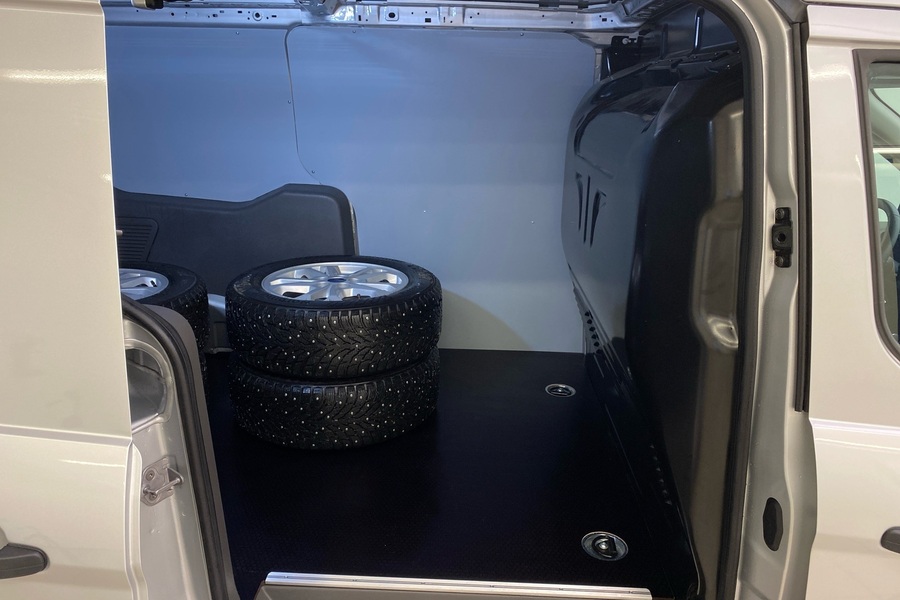 Ford Transit Connect vaihtoauto