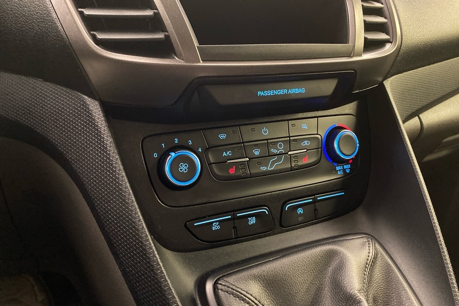 Ford Transit Connect vaihtoauto