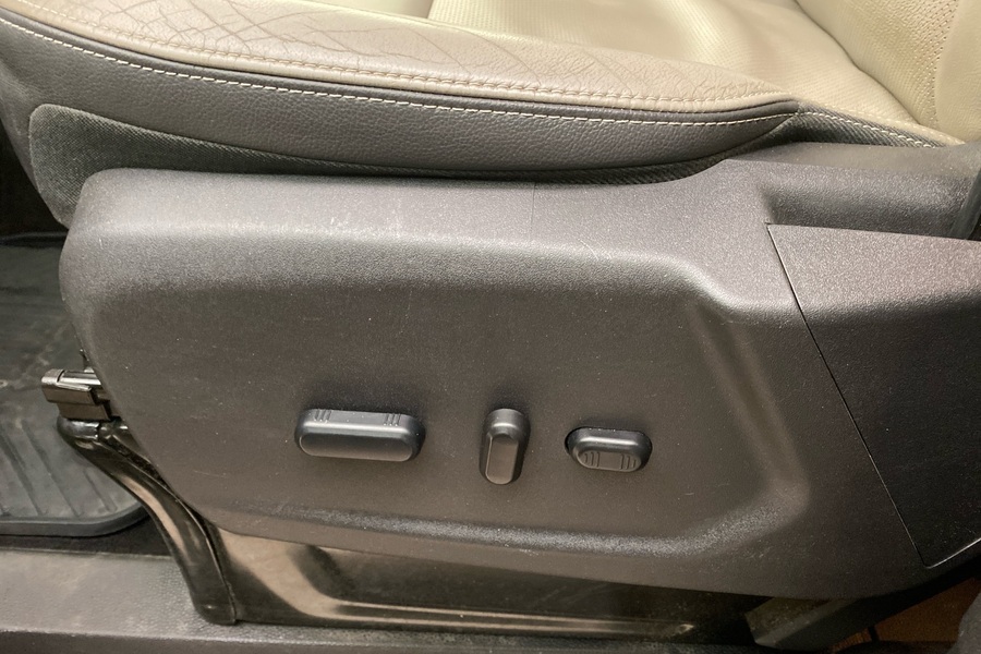 Ford Tourneo Custom vaihtoauto