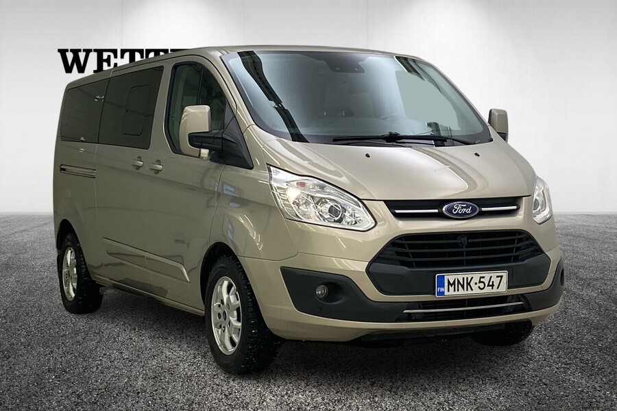 Ford Tourneo Custom vaihtoauto
