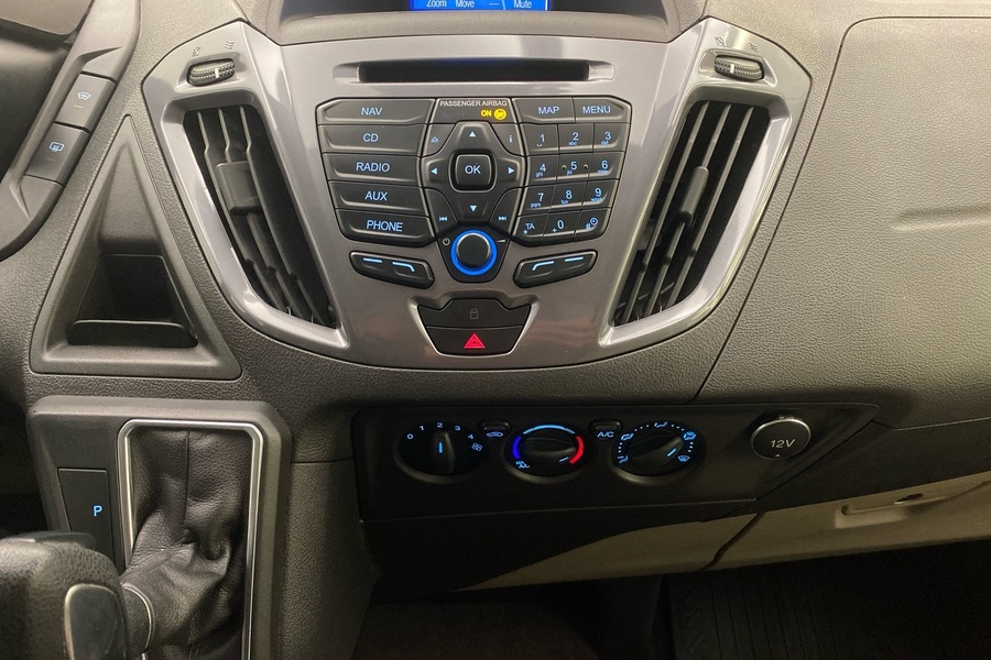 Ford Tourneo Custom vaihtoauto