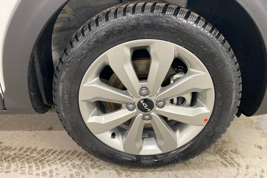 Kia Stonic vaihtoauto