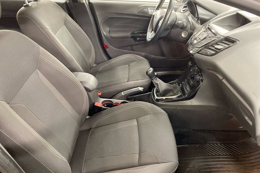 Ford Fiesta vaihtoauto