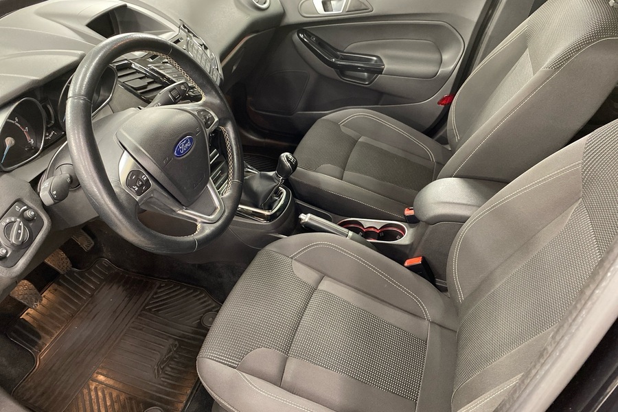 Ford Fiesta vaihtoauto