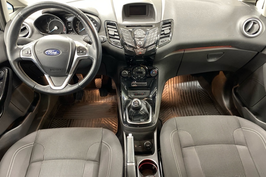 Ford Fiesta vaihtoauto