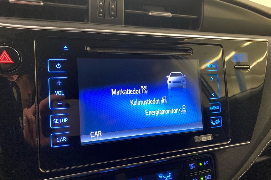 Toyota Auris vaihtoauto