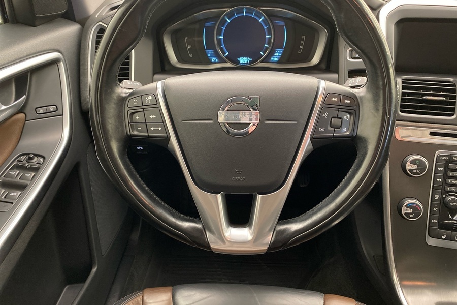 Volvo XC60 vaihtoauto